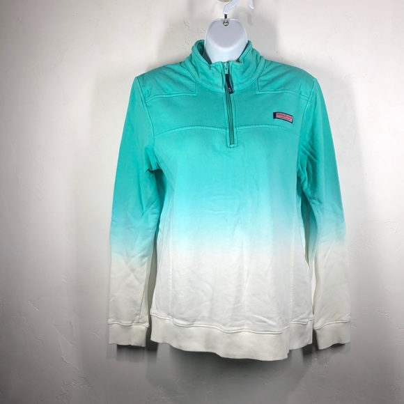 Vineyard Vines Tops - Vineyard Vines green ombré pullover top size med